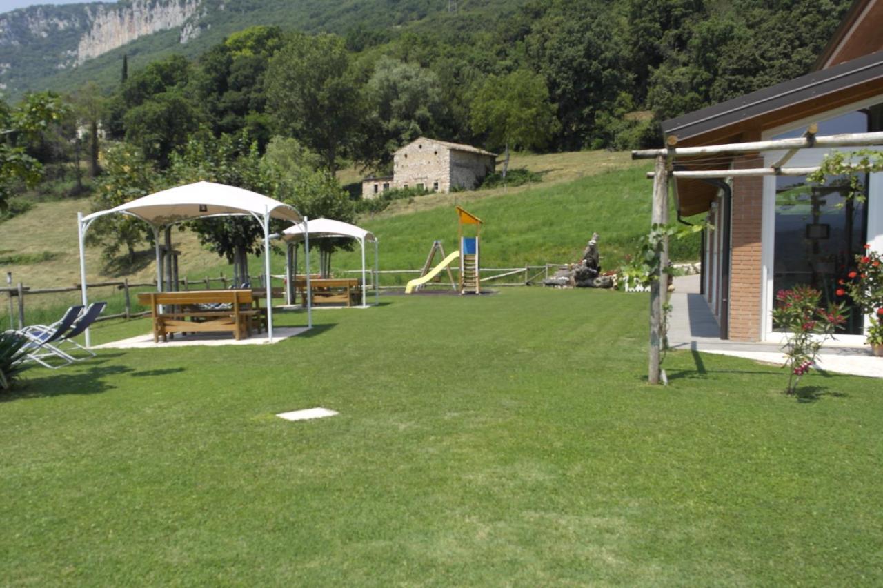 Agriturismo Fattoria Monte Baldo Vista Lago Caprino Veronese Exterior foto